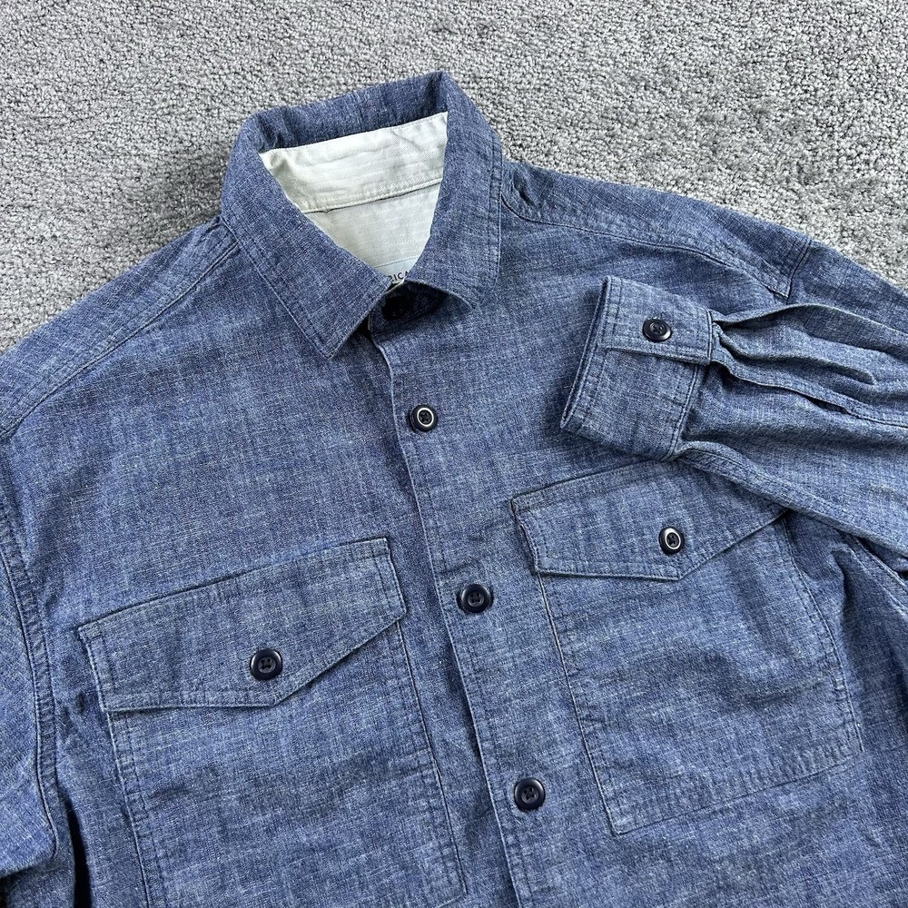 American Eagle Mens Blue Long Sleeve Button Down Shirt Small Cotton Chambray